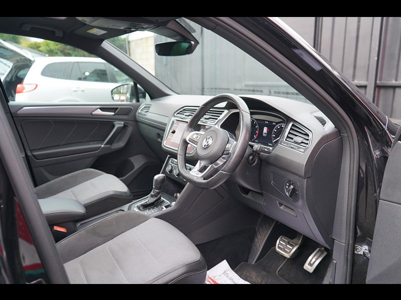 Volkswagen Tiguan 2.0 TSI R-Line SUV 5dr Petrol DSG 4Motion Euro 6 (s/s) (180 ps)
