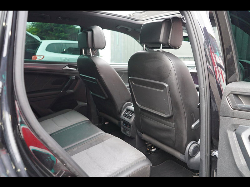 Volkswagen Tiguan 2.0 TSI R-Line SUV 5dr Petrol DSG 4Motion Euro 6 (s/s) (180 ps)