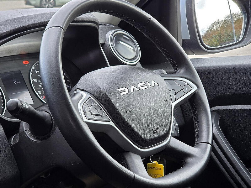 Dacia Duster 1.3 TCe Expression SUV 5dr Petrol Manual Euro 6 (s/s) (130 ps)