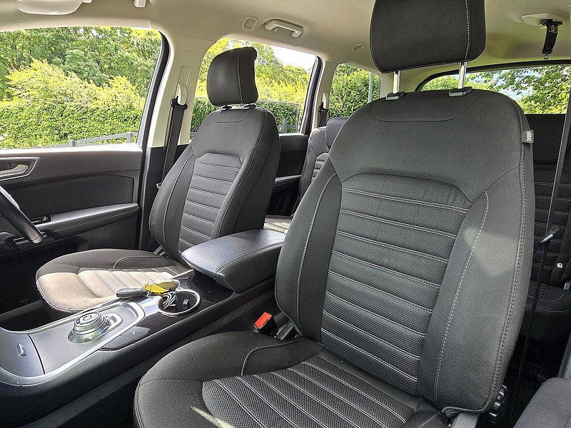 Ford Galaxy 2.5h Duratec Titanium MPV 5dr Petrol Hybrid CVT Euro 6 (s/s) (190 ps)