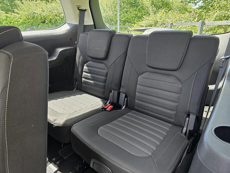 Ford Galaxy 2.5h Duratec Titanium MPV 5dr Petrol Hybrid CVT Euro 6 (s/s) (190 ps)