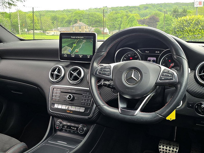 Mercedes-Benz A Class 2.1 A200d AMG Line (Premium) Hatchback 5dr Diesel 7G-DCT Euro 6 (s/s) (136 ps)