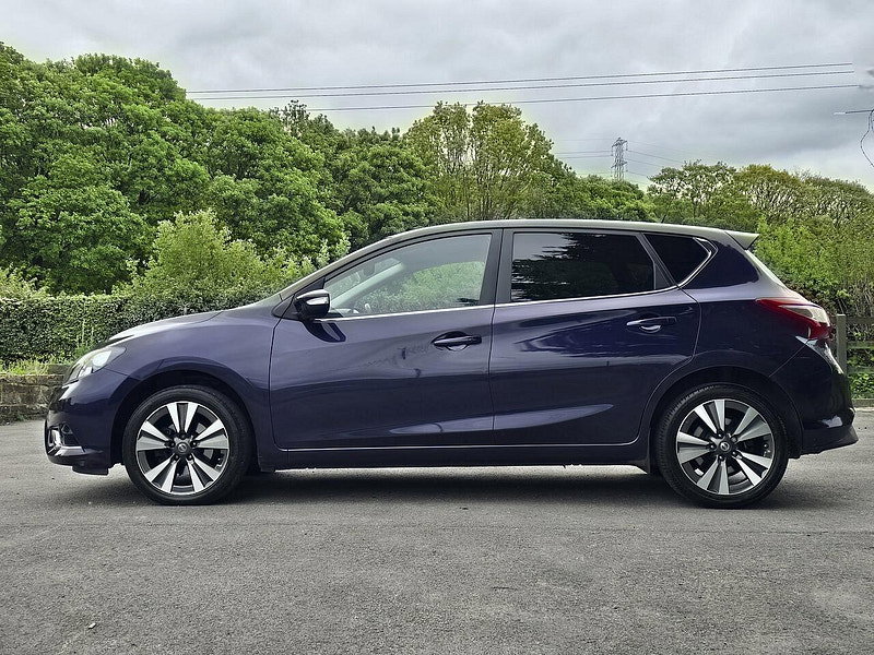 Nissan Pulsar 1.2 DIG-T N-Connecta Hatchback 5dr Petrol XTRON Euro 6 (s/s) (115 ps)