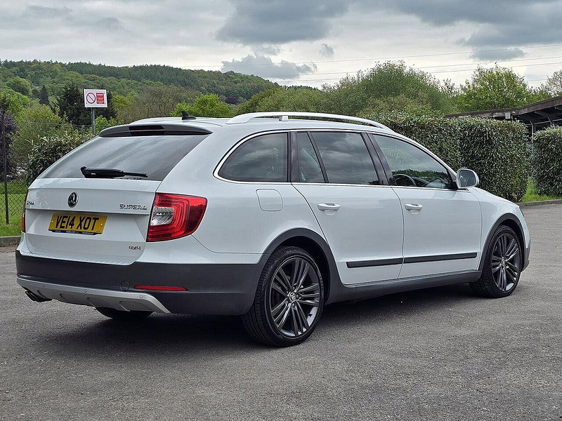 Skoda Superb TDI Tour de France Estate 2.0 Manual Diesel 4x4