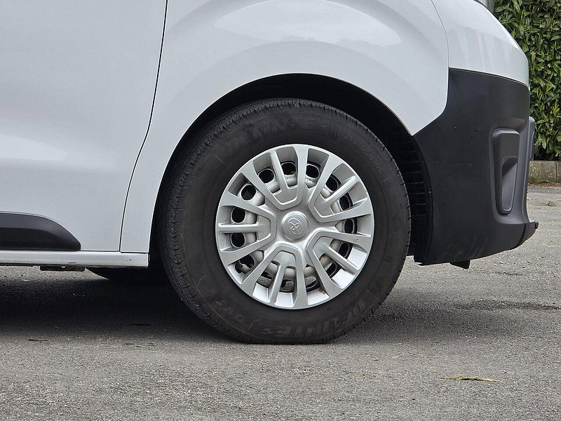 Toyota PROACE 1.5D Active Medium Panel Van 6dr Diesel Manual MWB Euro 6 (100 bhp)