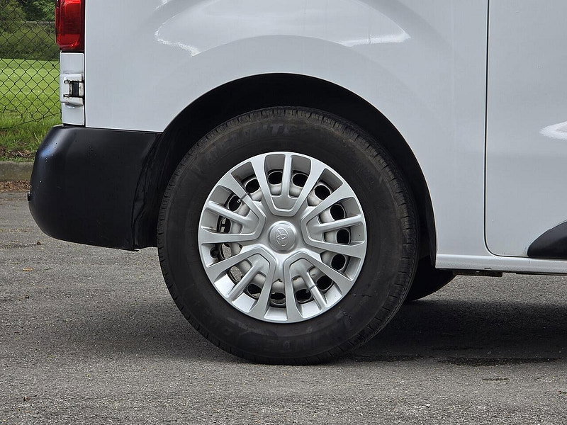 Toyota PROACE 1.5D Active Medium Panel Van 6dr Diesel Manual MWB Euro 6 (100 bhp)
