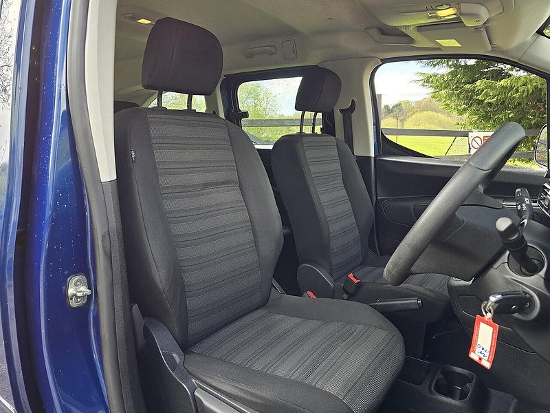 Vauxhall Combo Life 1.2 Turbo Energy XL MPV 5dr Petrol Manual Euro 6 (s/s) (7 Seat) (110 ps)