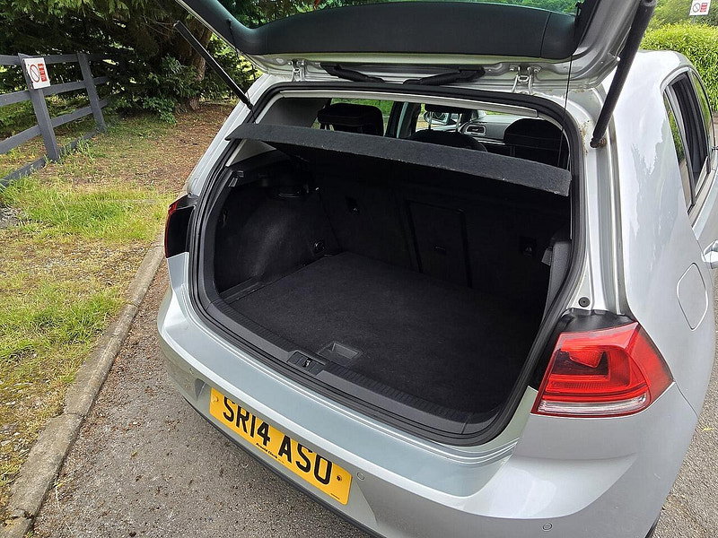 Volkswagen Golf 2.0 TDI BlueMotion Tech GT Hatchback 5dr Diesel Manual Euro 5 (s/s) (150 ps)