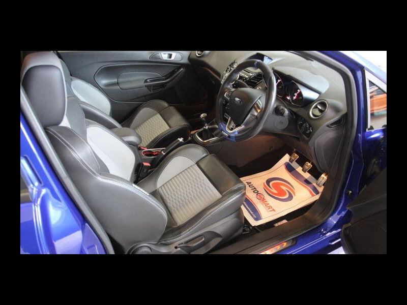 Ford Fiesta 1.6T EcoBoost ST-2 M-SPORT Hatchback 3dr Petrol Manual Euro 6 (215 ps) SIMPLY THE BEST!! 6000 MILES + FSH