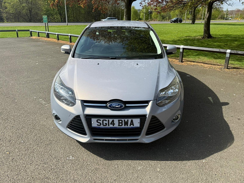Ford Focus 1.0T EcoBoost Titanium Navigator Euro 5 (s/s) 5dr