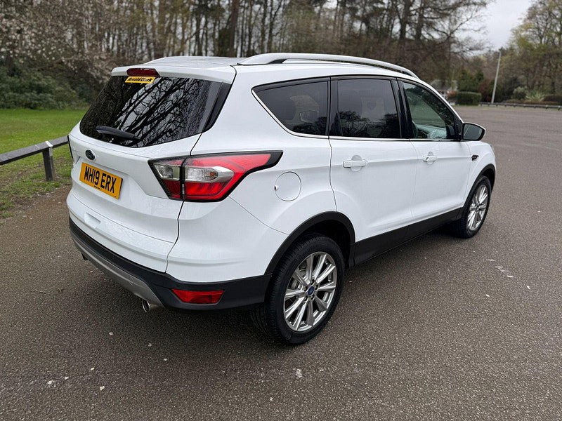 Ford Kuga 1.5T EcoBoost Titanium Edition Euro 6 (s/s) 5dr