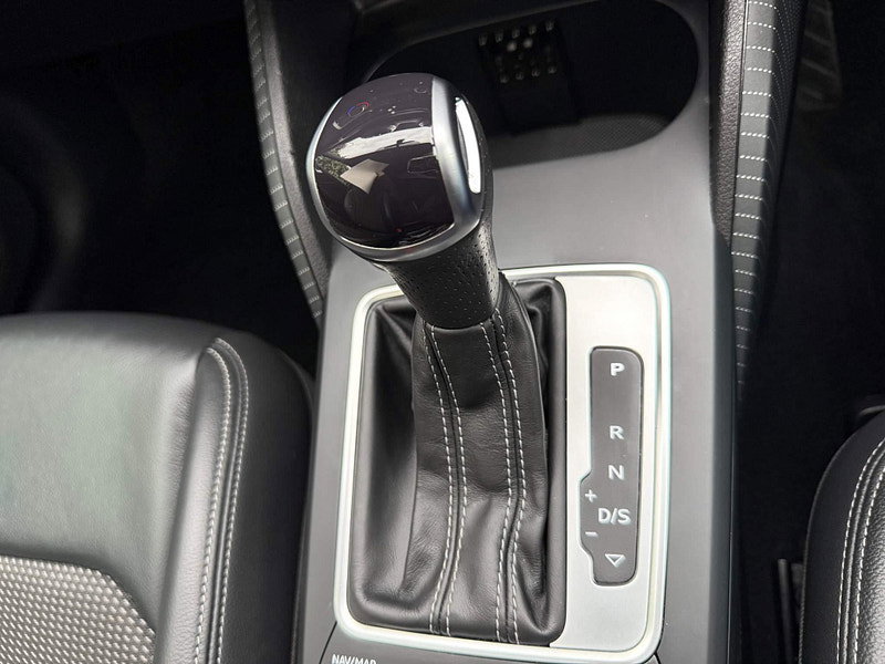 Audi Q2 automatic TFSI S LINE