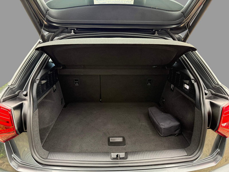 Audi Q2 automatic TFSI S LINE