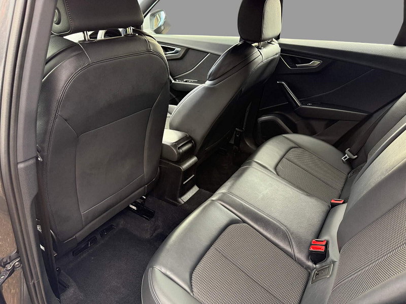 Audi Q2 automatic TFSI S LINE