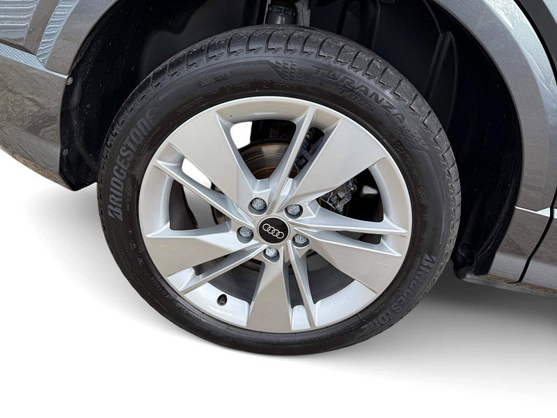 Audi Q2 automatic TFSI S LINE