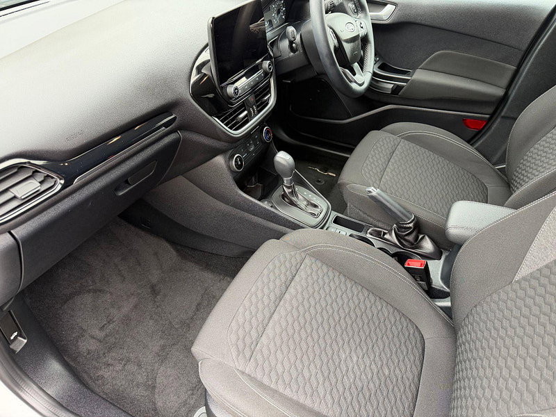 Ford Fiesta TITANIUM MHEV