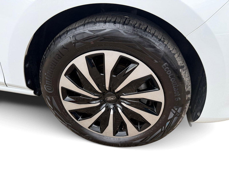Ford Fiesta TITANIUM MHEV