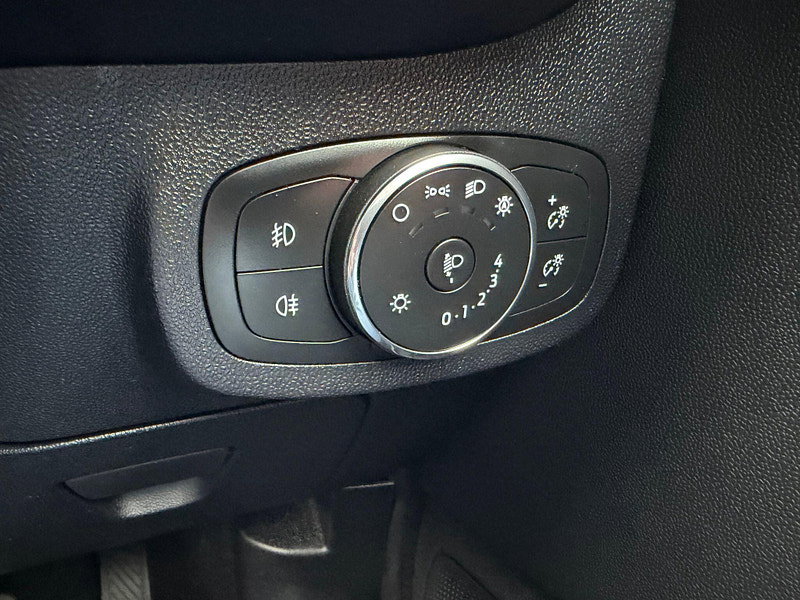 Ford Fiesta TITANIUM X MHEV