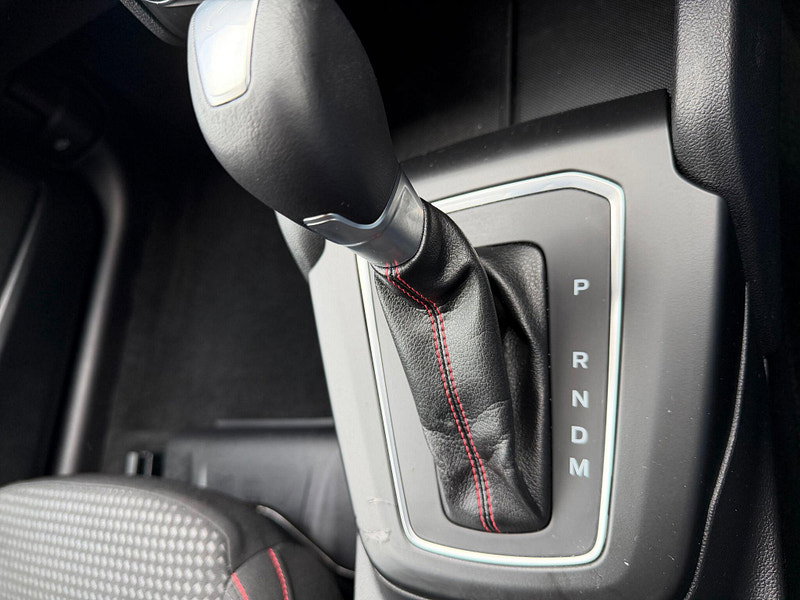 Ford Focus ST-LINE MHEV