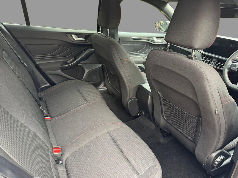 Ford Focus ST-LINE MHEV