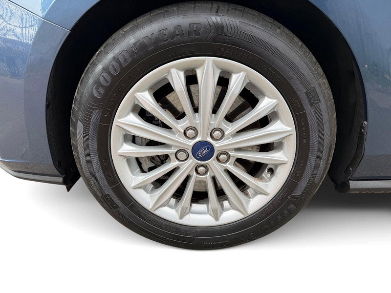 Ford Focus TITANIUM EDITION MHEV