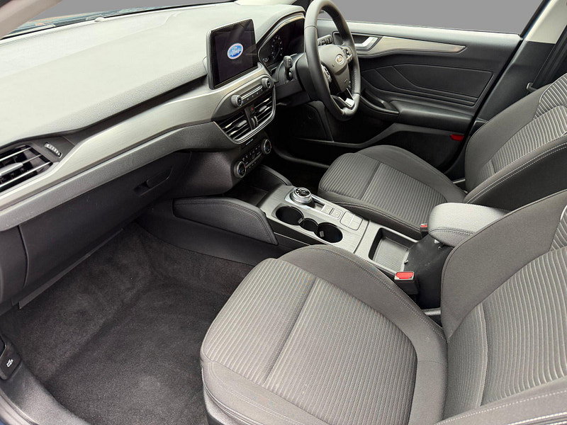 Ford Focus TITANIUM EDITION MHEV
