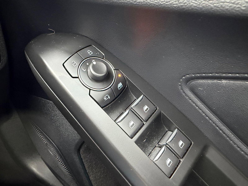 Ford Focus TITANIUM EDITION MHEV