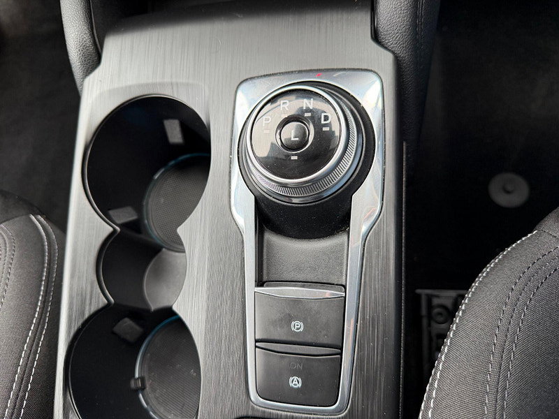Ford Focus TITANIUM EDITION MHEV