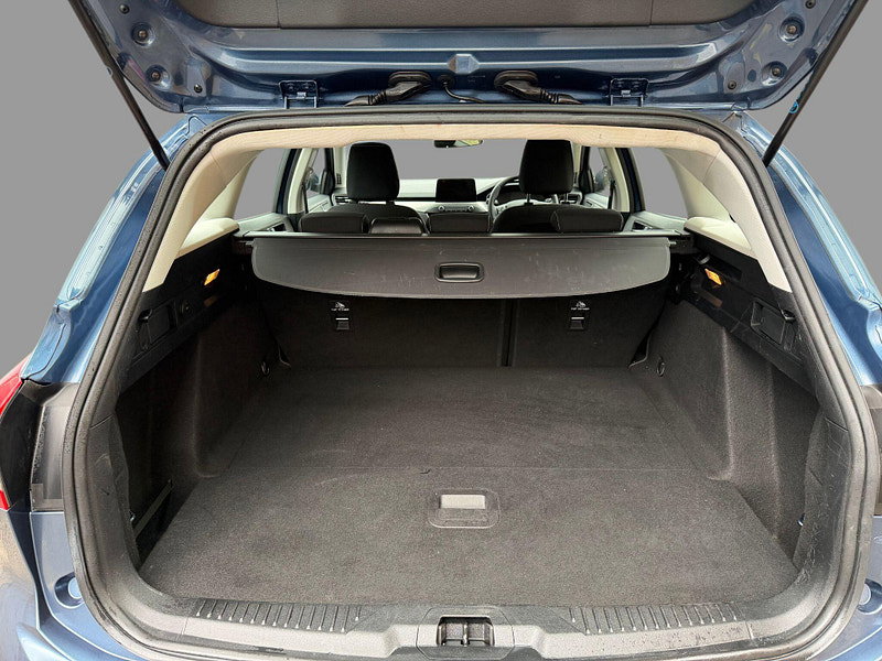Ford Focus TITANIUM EDITION MHEV