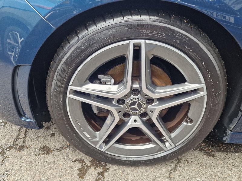 Mercedes-Benz B-Class B 200 D AMG LINE EXECUTIVE