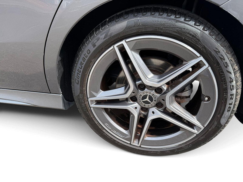 Mercedes Cla CLA 180 AMG LINE PREMIUM PLUS