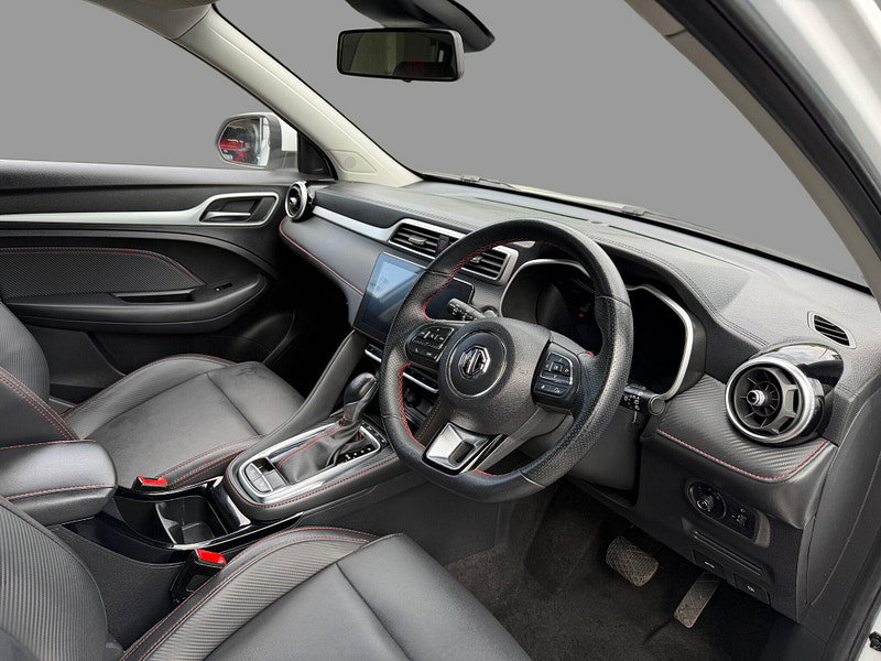 MG MG ZS EXCLUSIVE T-GDI
