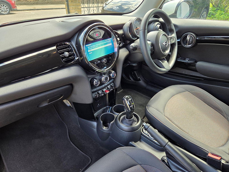 MINI Hatch COOPER CLASSIC