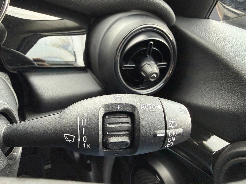 MINI Hatch COOPER CLASSIC