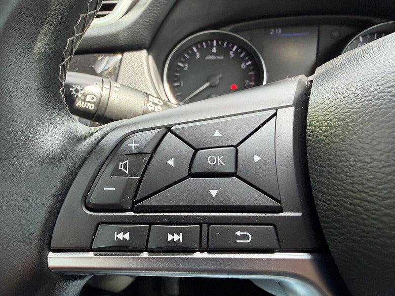 Nissan Qashqai DIG-T N-MOTION DCT