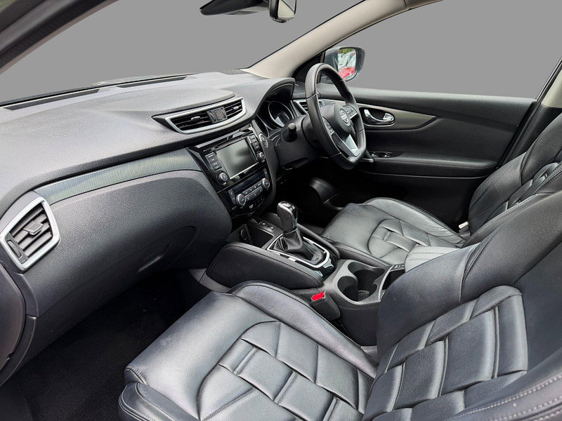 Nissan Qashqai DIG-T N-MOTION DCT