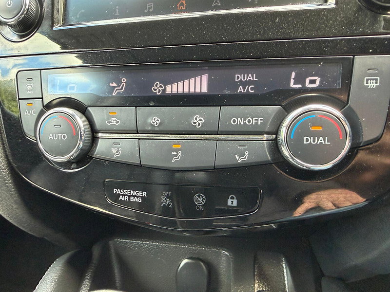 Nissan Qashqai DIG-T N-MOTION DCT
