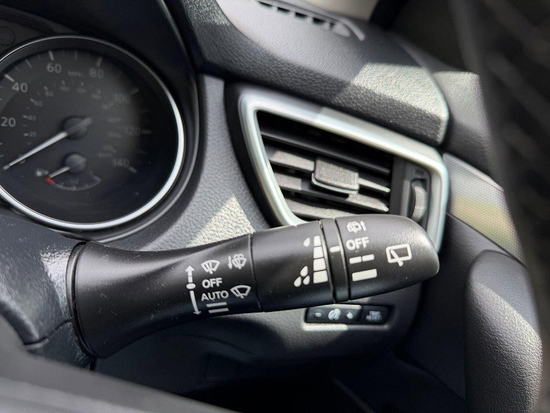 Nissan Qashqai DIG-T N-MOTION DCT