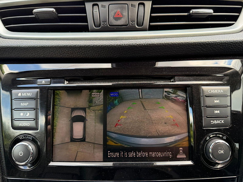 Nissan Qashqai DIG-T N-MOTION DCT