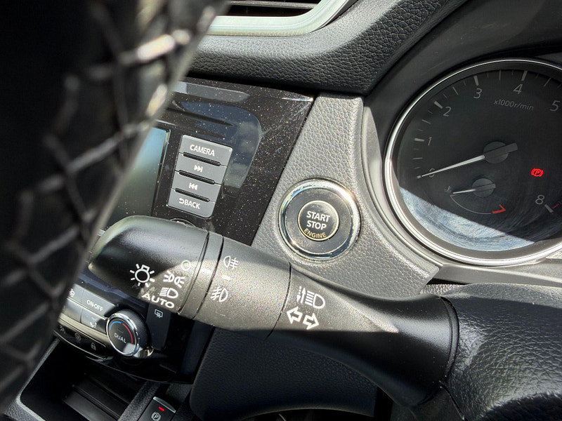 Nissan Qashqai DIG-T N-MOTION DCT