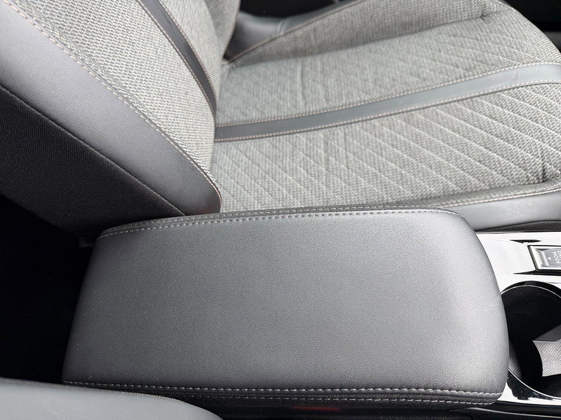 Peugeot 2008 PURETECH EAT8 S/S ALLURE