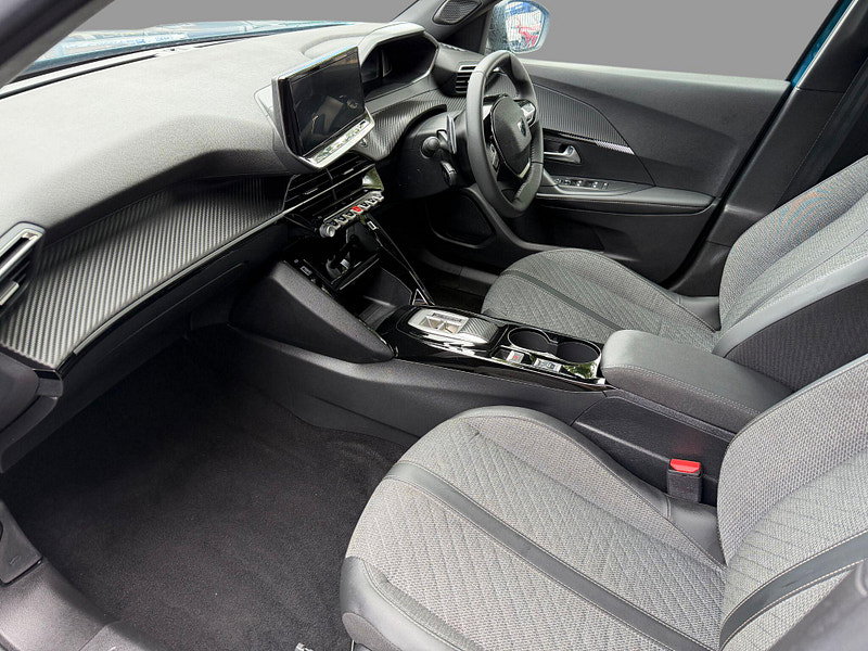 Peugeot 2008 PURETECH EAT8 S/S ALLURE