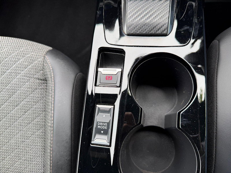 Peugeot 2008 PURETECH EAT8 S/S ALLURE
