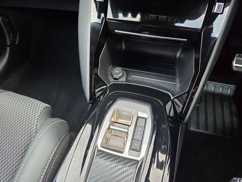 Peugeot 208 GT