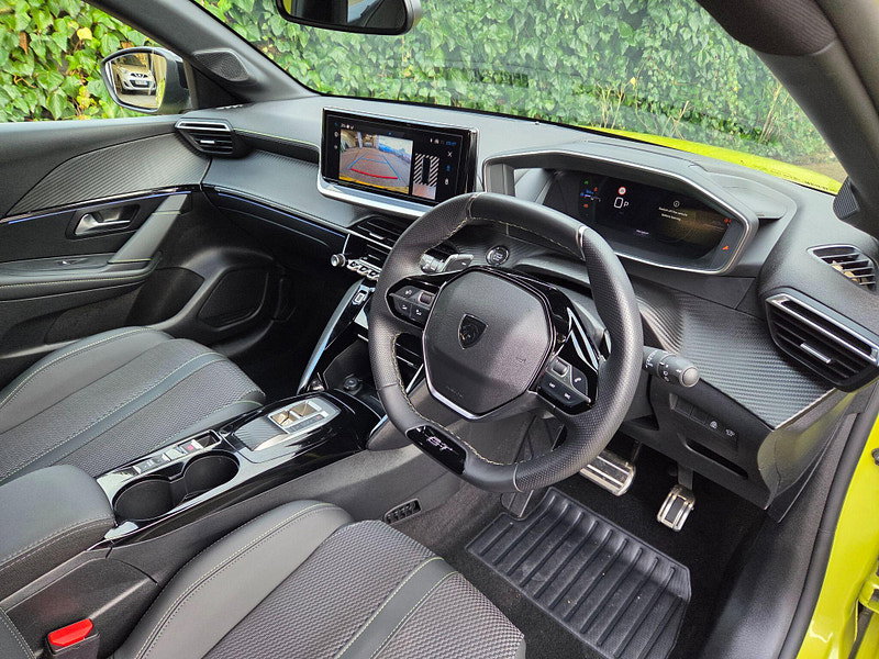 Peugeot 208 GT