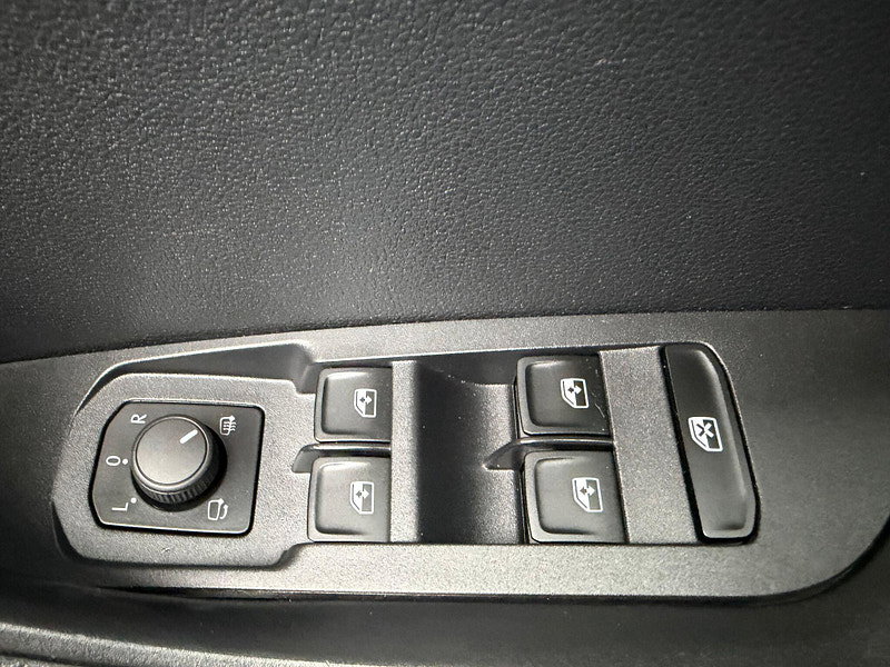 Skoda Karoq SE DRIVE TSI DSG AUTOMATIC