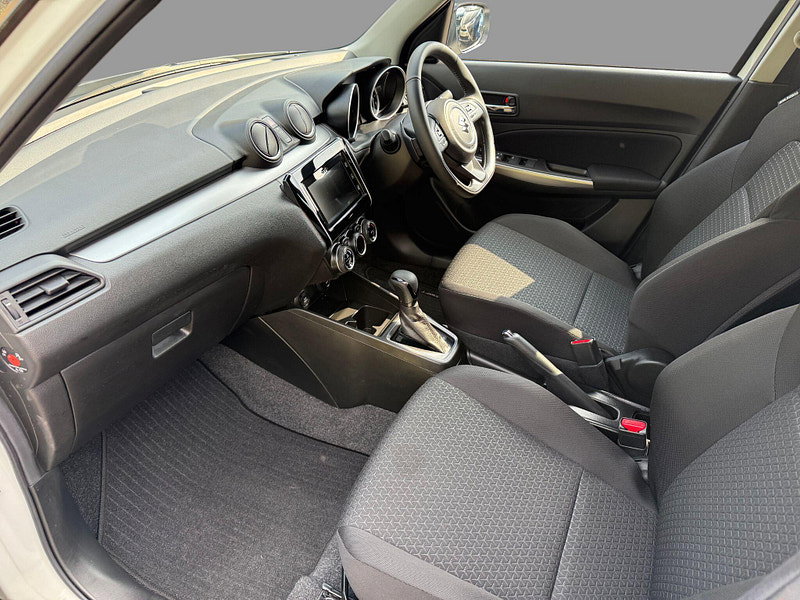 Suzuki Swift SZ5 DUALJET MHEV
