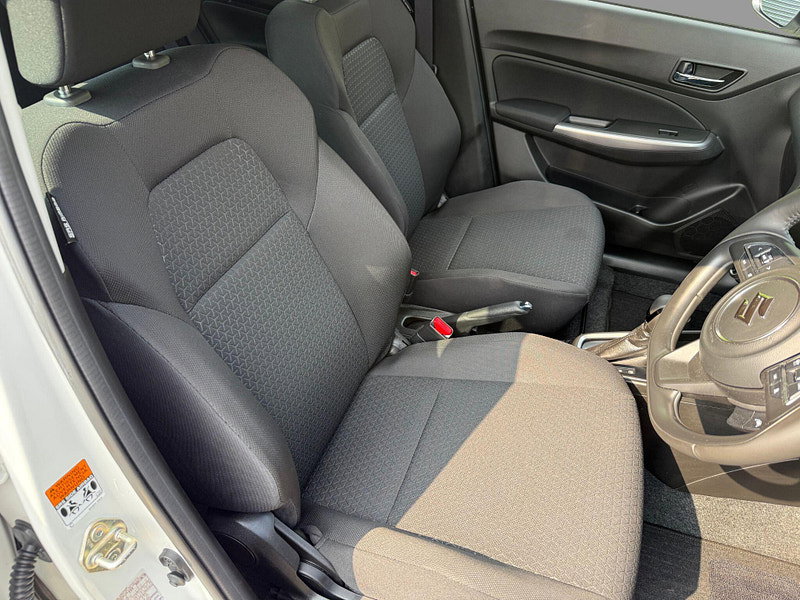 Suzuki Swift SZ5 DUALJET MHEV