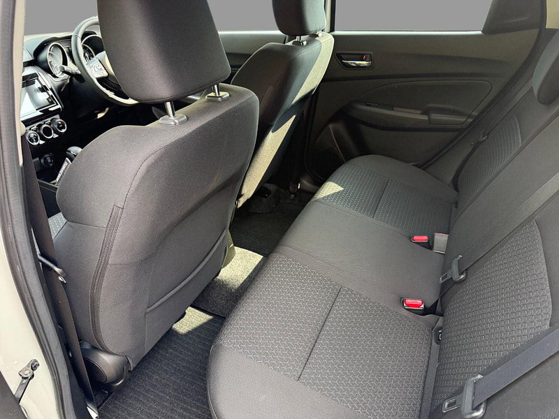 Suzuki Swift SZ5 DUALJET MHEV