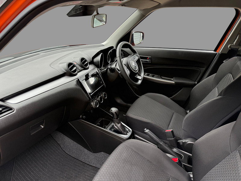 Suzuki Swift SZ5 DUALJET MHEV